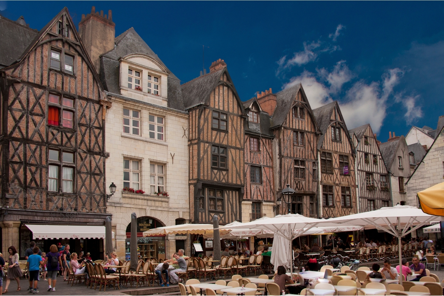 Accès à Tours